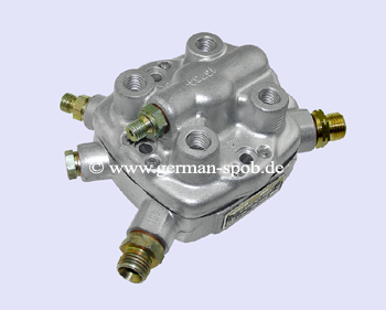 0438101028 BR�NSLEF�RDELARE Bosch  | Mercedes 190 W201 2.3 16 V | regenererad 0 438 101 028 Bosch 0438101028, 0438101027, 0986438227, 0 438 101 028, 0 438 101 027 Mercedes M 102.983 190 W201 E 2.3-16